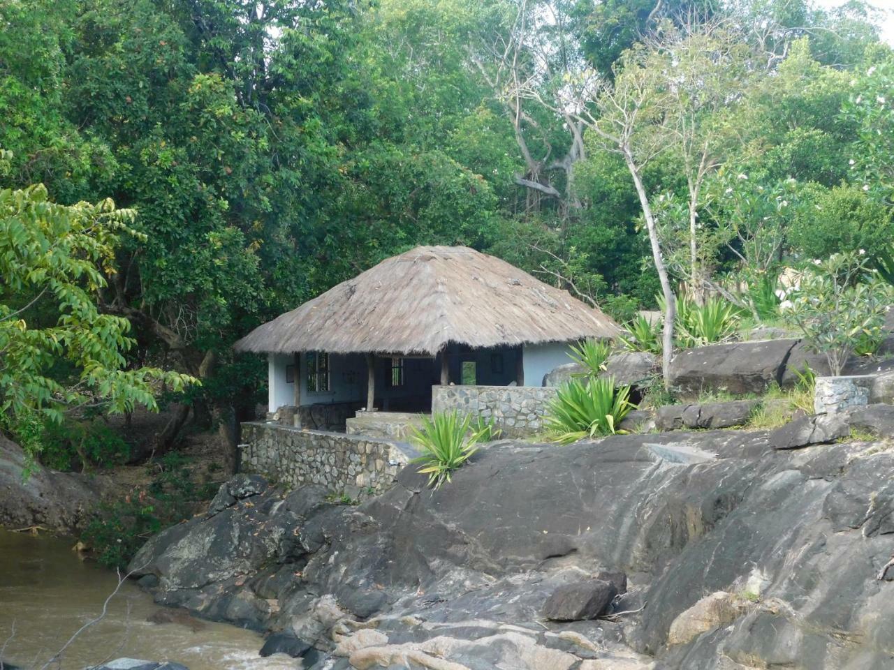 Galapita Eco Lodge Buttala ภายนอก รูปภาพ